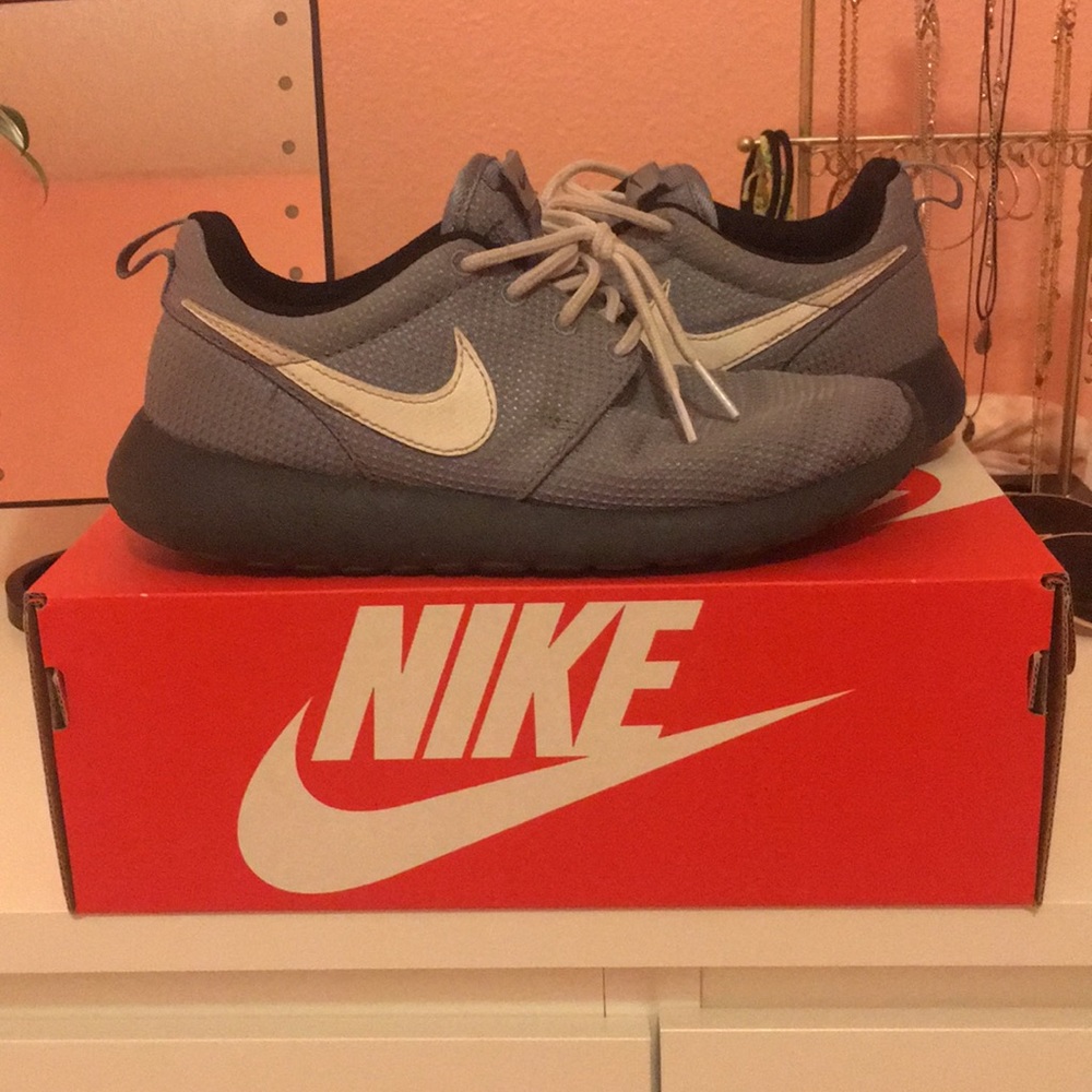 Roshe Runs
